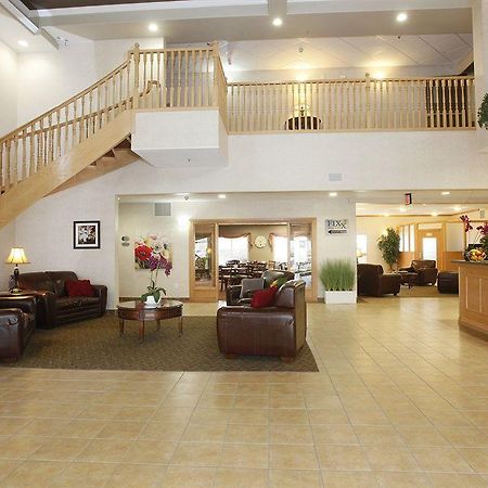 Stonebridge Hotel Довсон-Крік Екстер'єр фото